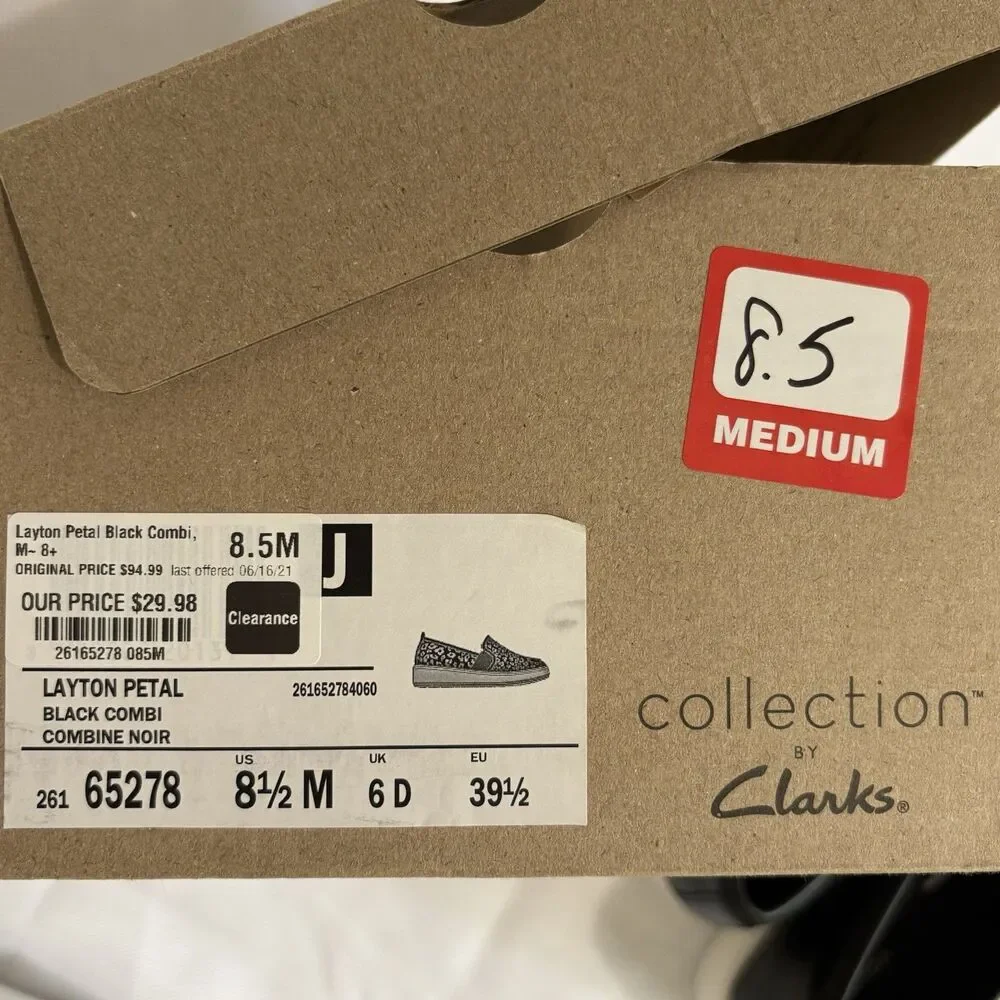 Clarks Women's Slip‎ On Sneaker Layton Petal Size 8.5 Medium Black Combi